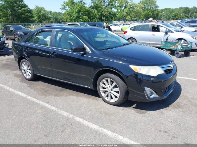 2012 TOYOTA CAMRY XLE