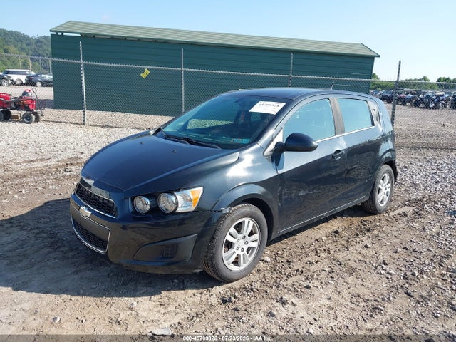 2014 Chevrolet SONIC LT AUTO photo 2