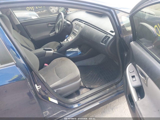 2012 Toyota PRIUS TWO — фото 5