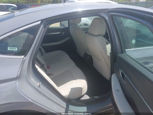 صورة 8 لـ 2025 Hyundai SONATA SEL