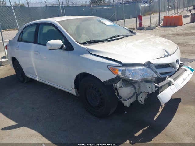 2011 Toyota COROLLA LE 照片 1
