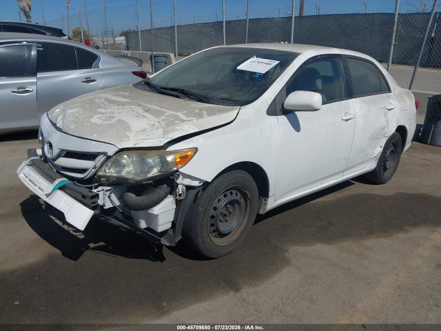 2011 Toyota COROLLA LE 照片 2