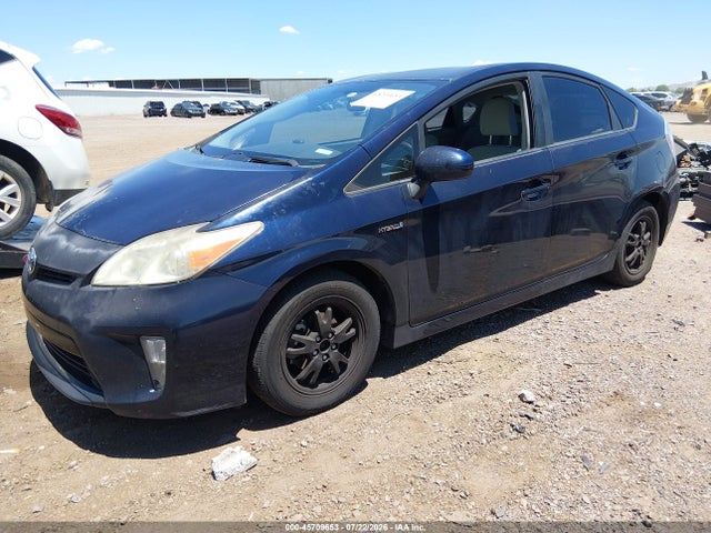 2013 Toyota PRIUS TWO — фото 2