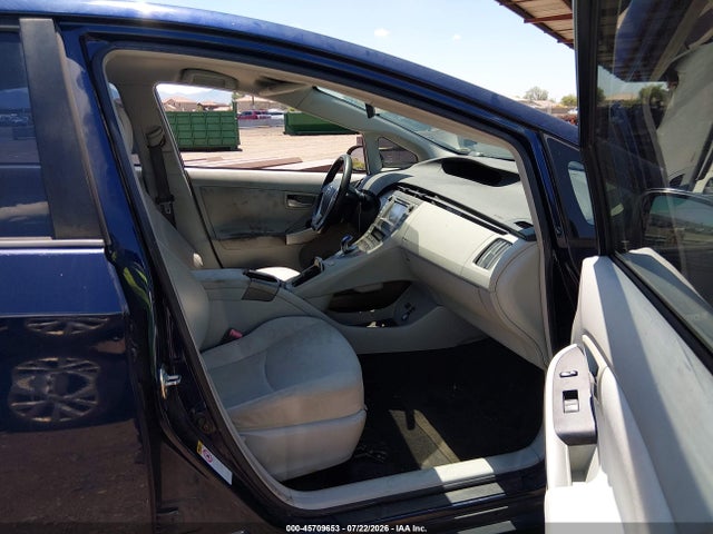 2013 Toyota PRIUS TWO — фото 5