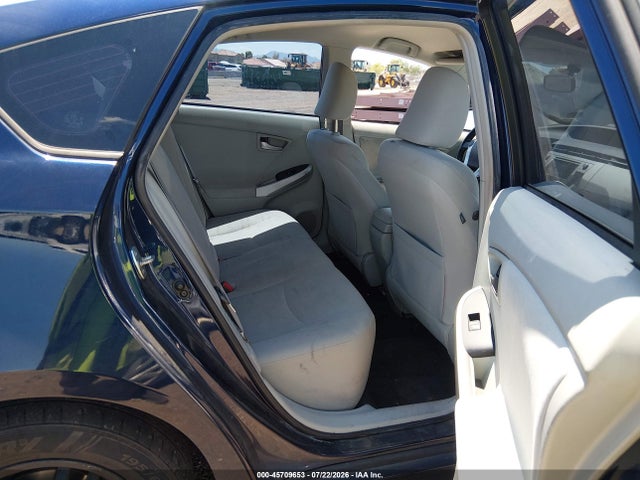 2013 Toyota PRIUS TWO — фото 8