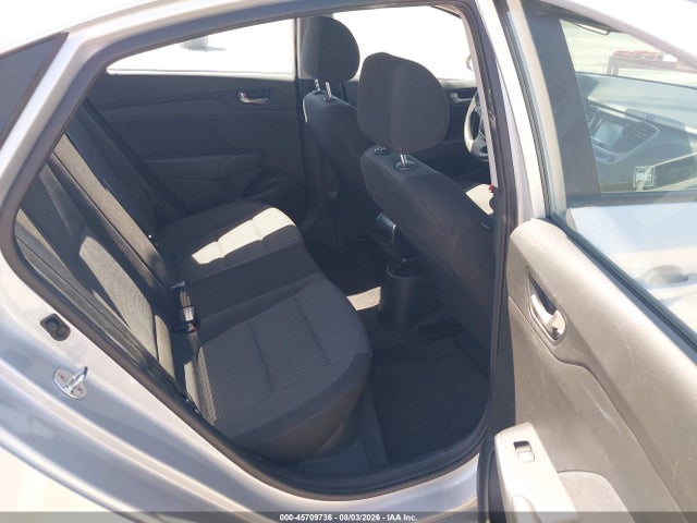 2020 HYUNDAI ACCENT SE 8
