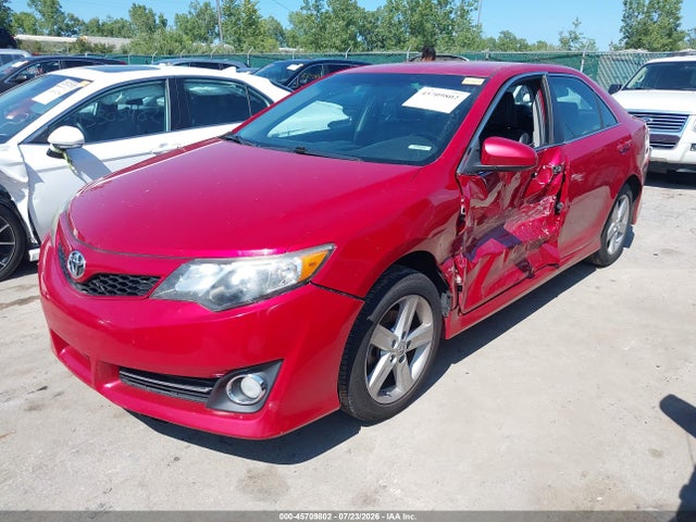 صورة 2 لـ 2014 Toyota CAMRY SE