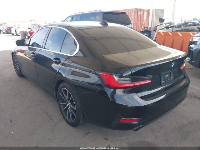 2019 BMW 330I 照片 3