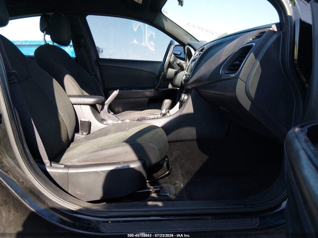 2011 Chrysler 200 TOURING 照片 5