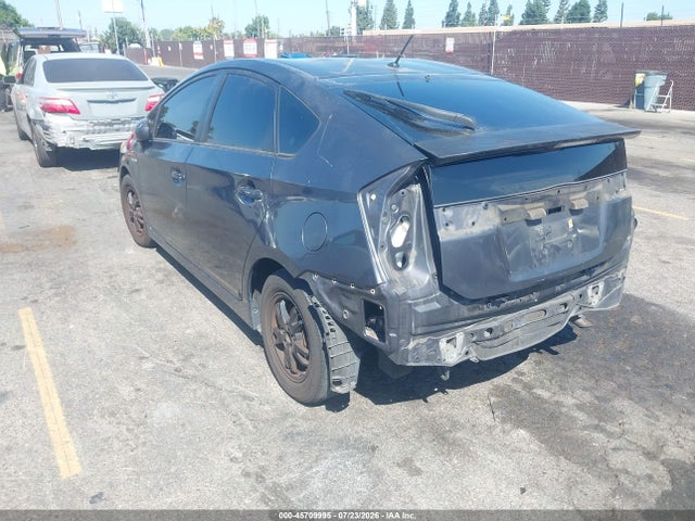 2013 Toyota PRIUS TWO — фото 3