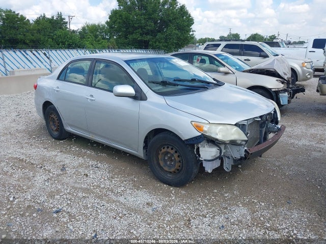 2011 Toyota COROLLA LE photo 1