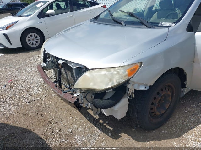 2011 Toyota COROLLA LE photo 6