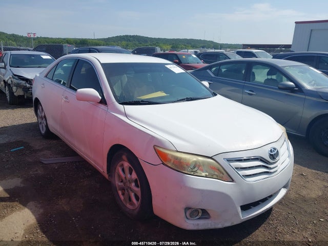 2010 TOYOTA CAMRY LE