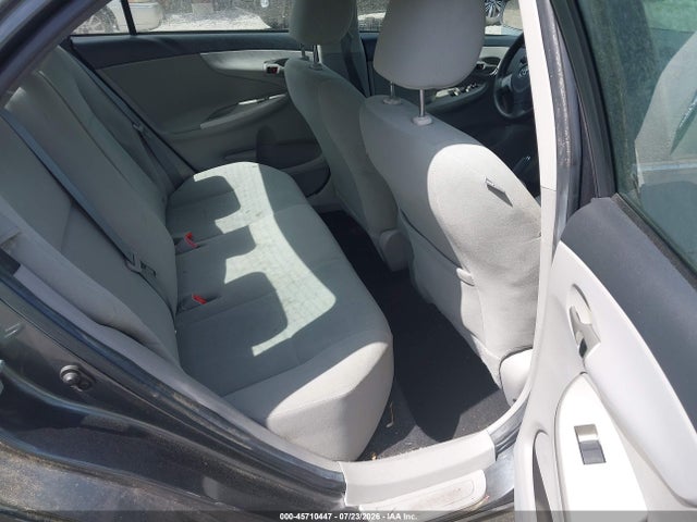 صورة 8 لـ 2013 Toyota COROLLA LE