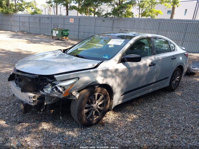 2015 Nissan ALTIMA 2.5 S — фото 2