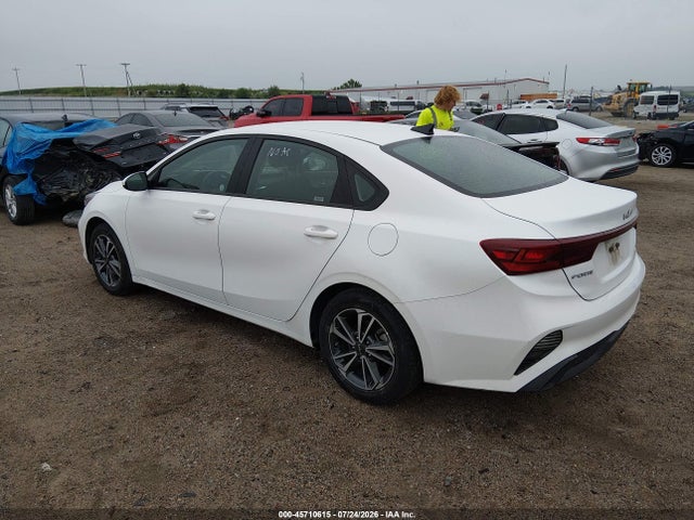 صورة 3 لـ 2024 KIA FORTE LXS