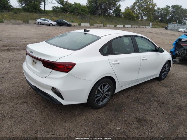 صورة 4 لـ 2024 KIA FORTE LXS