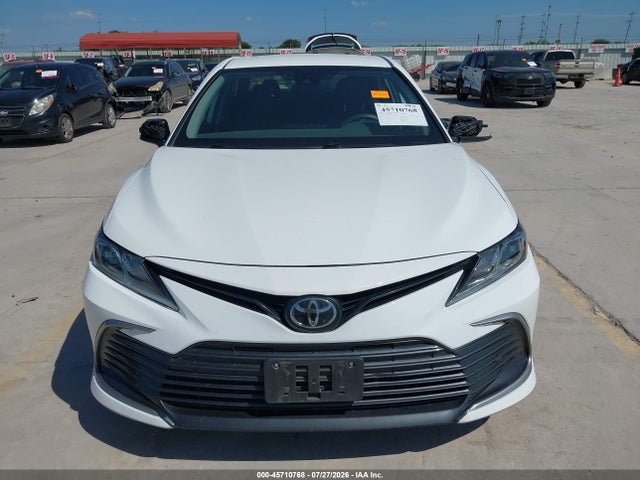 2022 TOYOTA CAMRY LE 12