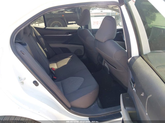 2022 TOYOTA CAMRY LE 8