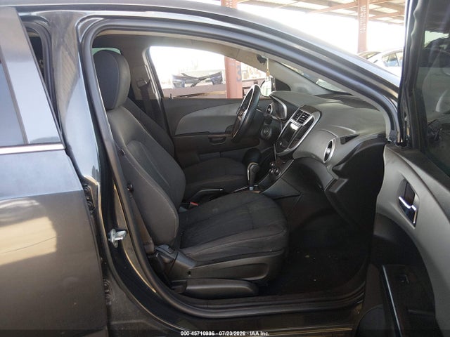 صورة 5 لـ 2019 Chevrolet SONIC LT AUTO
