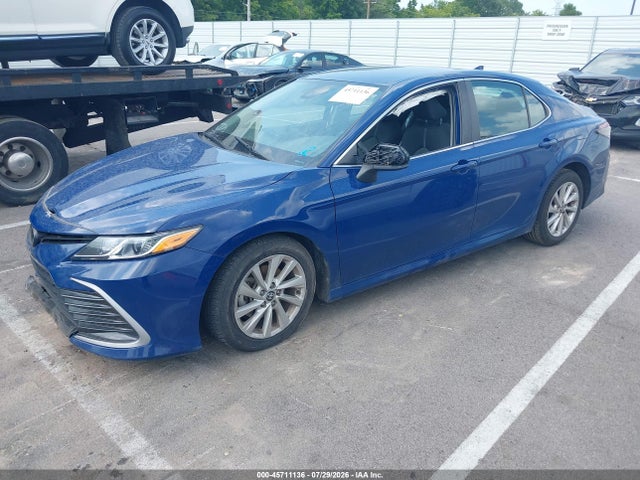 2023 TOYOTA CAMRY LE 2