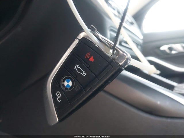 2020 BMW 330I 照片 11