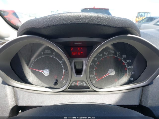 2011 FORD FIESTA SE 照片 7