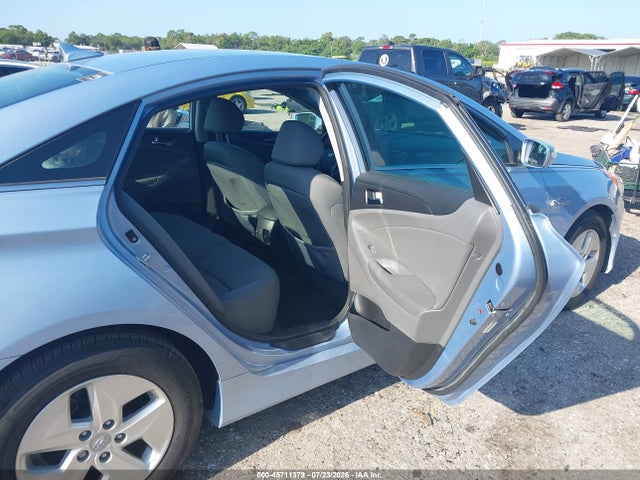 2011 Hyundai SONATA HYBRID — фото 8