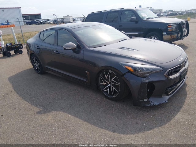 2022 KIA STINGER GT-LINE