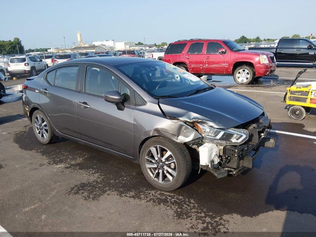 2021 NISSAN VERSA SV XTRONIC CVT