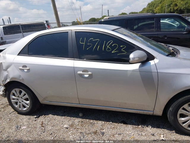 صورة مصغرة 13 لـ 2010 KIA FORTE EX