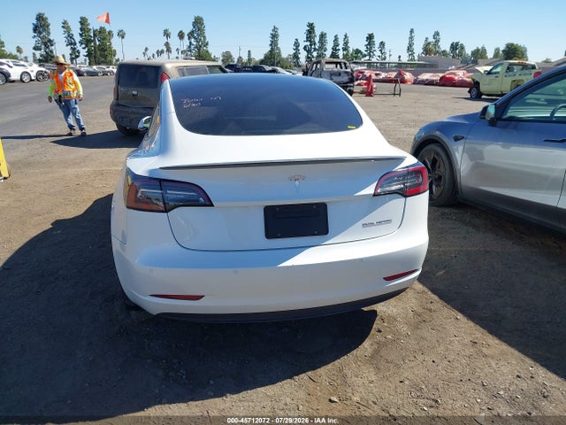 2021 TESLA MODEL 3 PERFORMANCE DUAL MOTOR ALL-WHEEL DRIVE 17