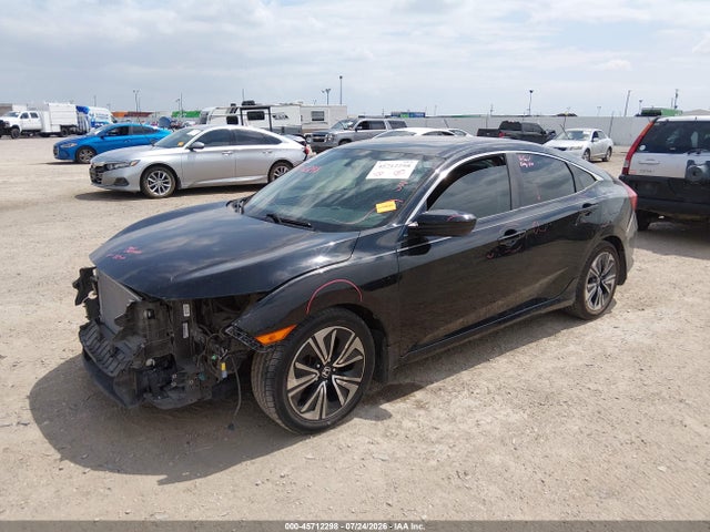 2016 Honda CIVIC EX-T — фото 2