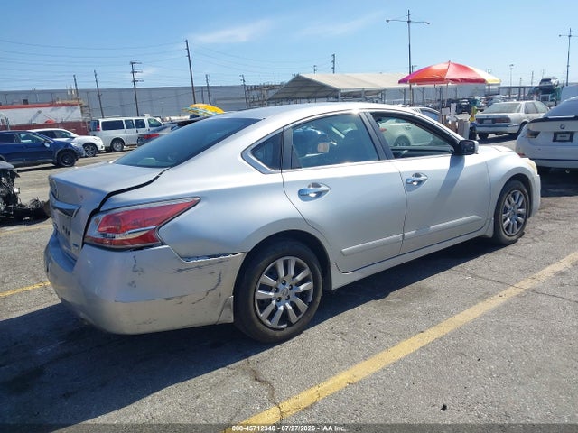 2014 Nissan ALTIMA 2.5 S — фото 4