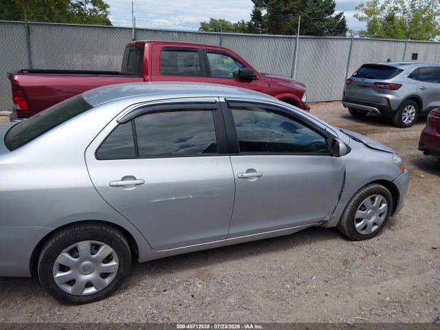 2010 Toyota YARIS 缩略图 14