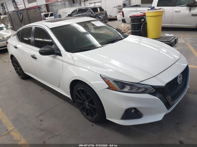 2021 NISSAN ALTIMA SR FWD