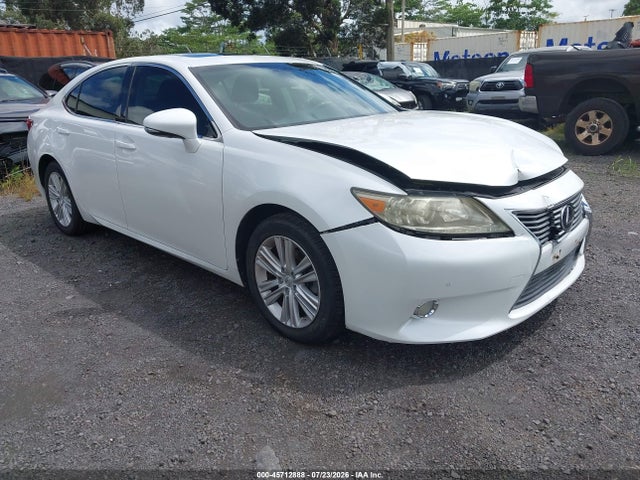 2013 LEXUS ES 