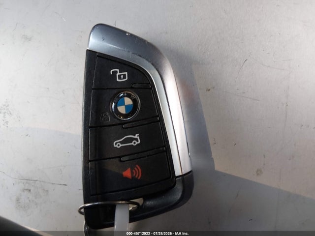 2025 BMW 330I 11