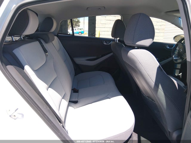 صورة 8 لـ 2021 Hyundai IONIQ HYBRID BLUE