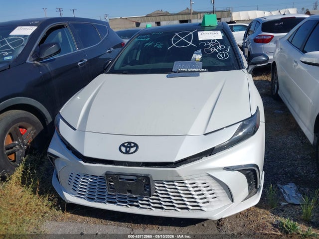 2025 TOYOTA CAMRY XSE 13