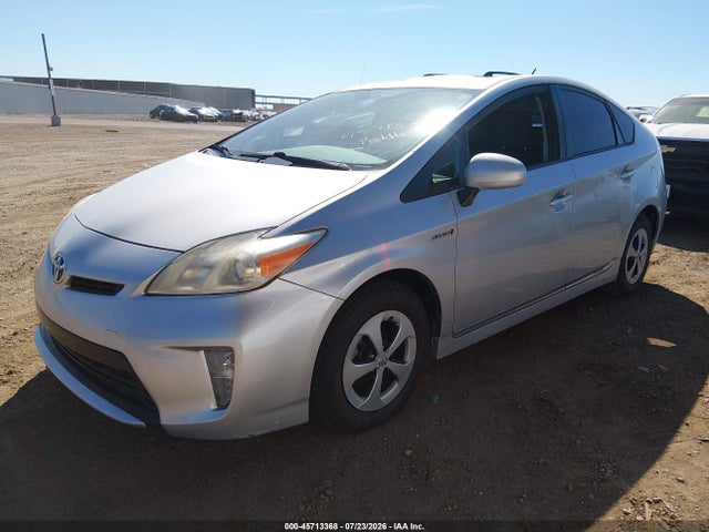 صورة 2 لـ 2012 Toyota PRIUS TWO