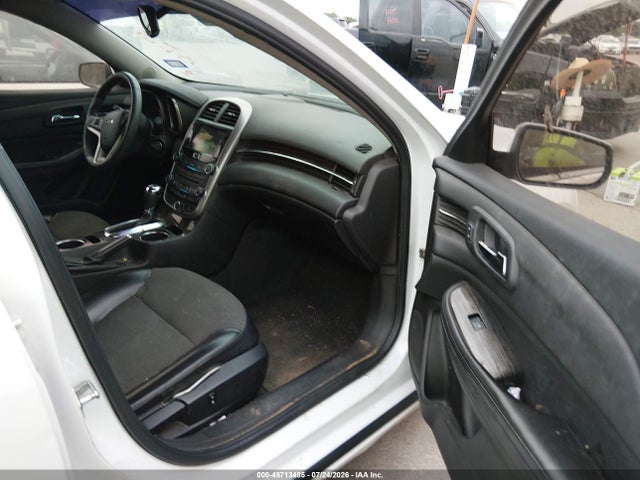 2015 Chevrolet MALIBU 1LT — фото 5