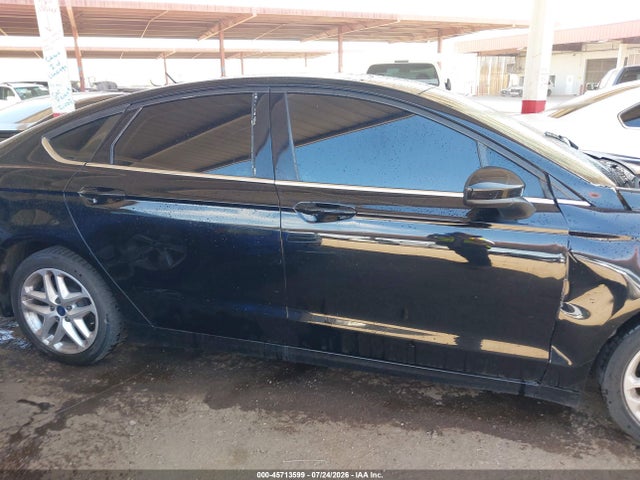 2017 FORD FUSION SE 12