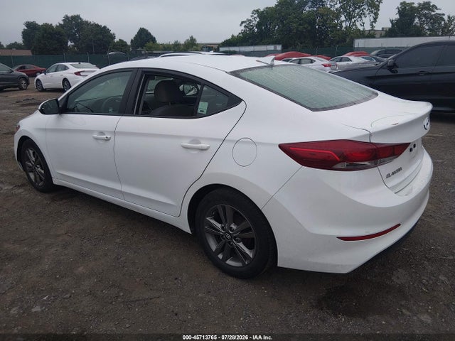 صورة 3 لـ 2017 Hyundai ELANTRA SE