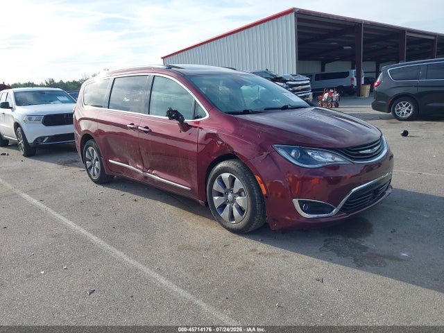 2018 CHRYSLER PACIFICA HYBRID LIMITED
