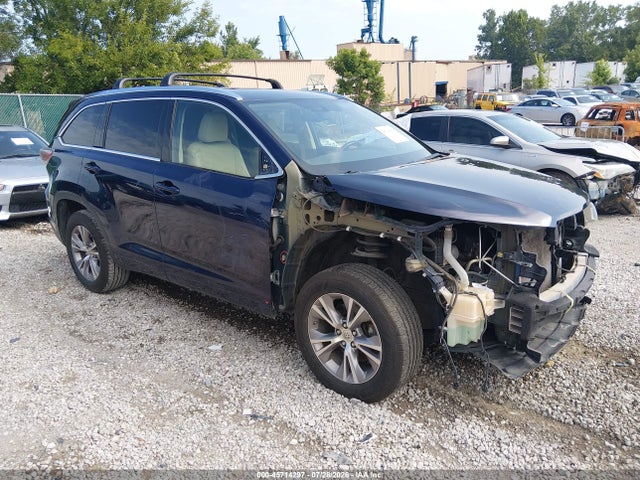 2015 TOYOTA HIGHLANDE XLE V6