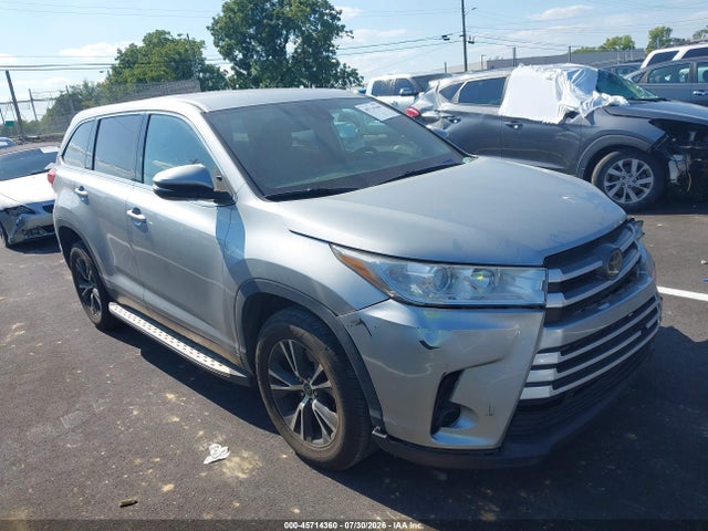 2019 TOYOTA HIGHLANDE LE