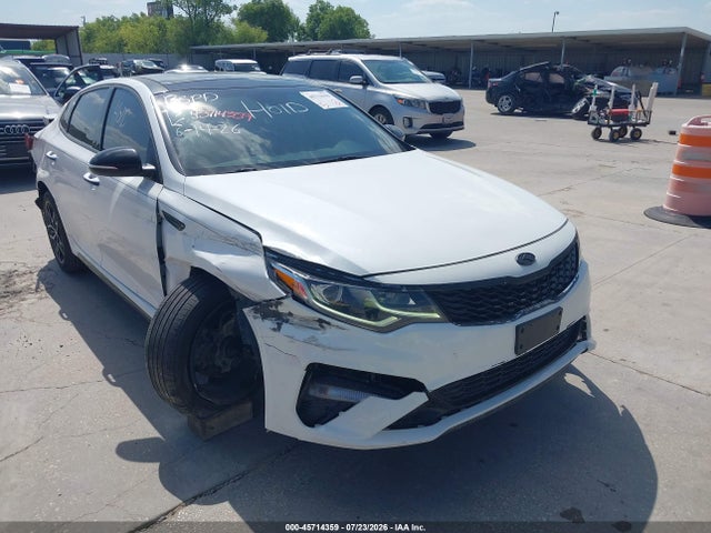 2020 KIA OPTIMA SE