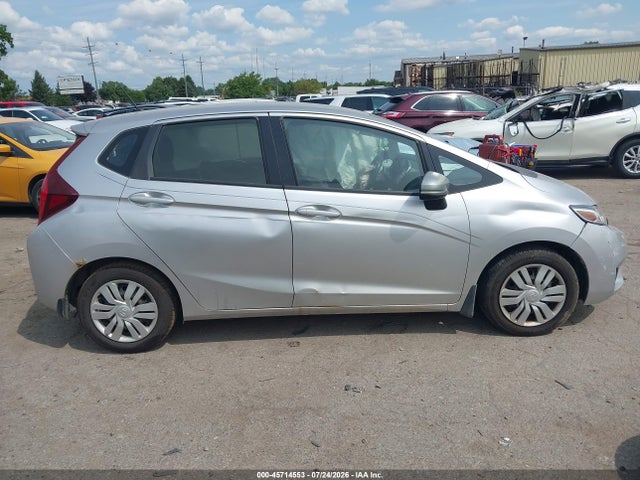 صورة 13 لـ 2016 Honda FIT LX