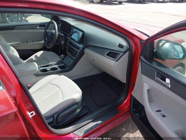2015 Hyundai SONATA SE — фото 5
